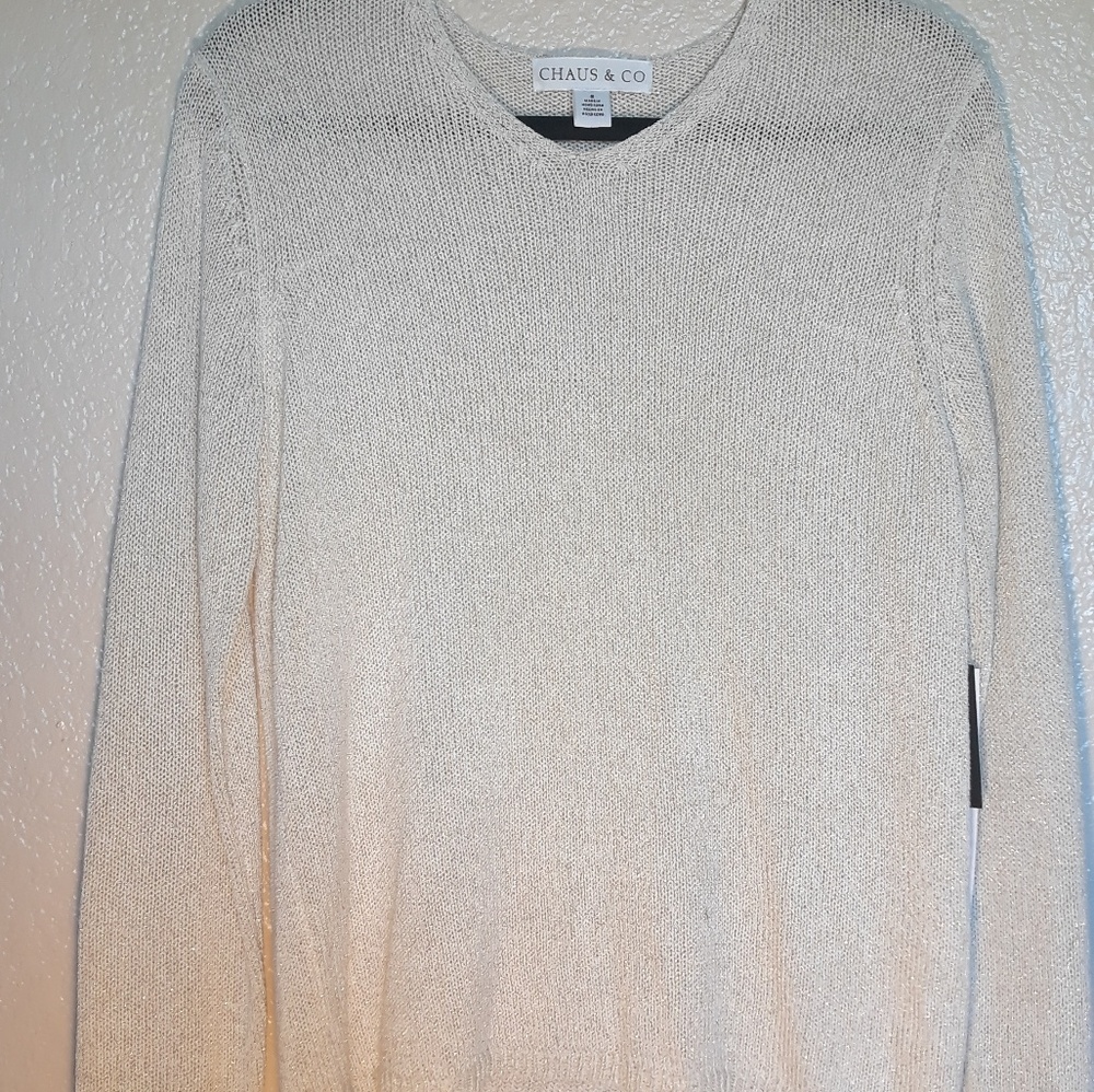 Ivory knit sweater with shiny gold tones Small